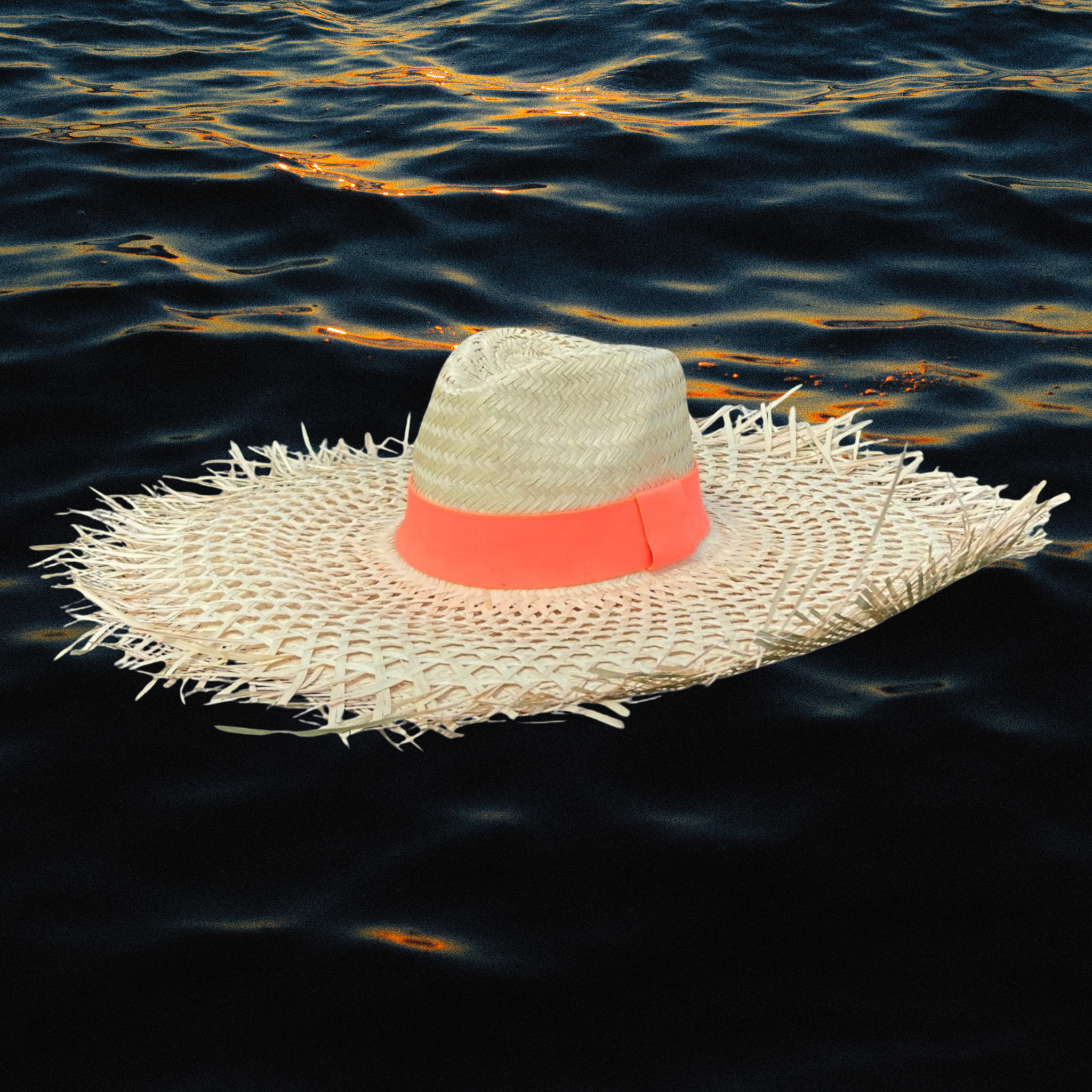 Chapéu modelo Veneza desfiado com fita elástica